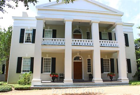 monmouth mansion natchez.